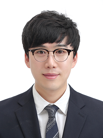 최교익 사진