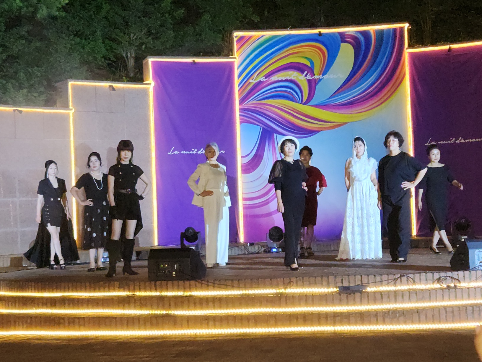 YMCA 후원 행사(사랑이흐르는밤) 시니어모델 공연 4번째 첨부파일 이미지