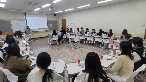 2026학년도 교직 오리엔테이션 및 신입생 환영회 (2026.03.19) 대표이미지