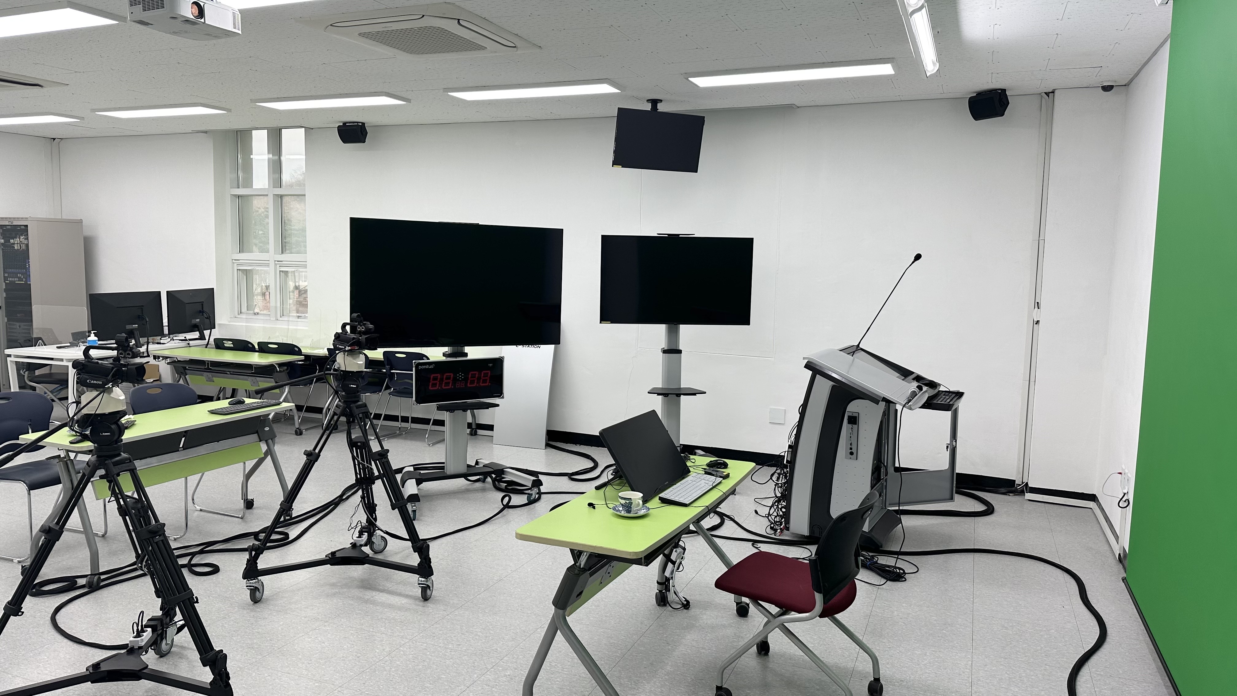 2320호 디브리핑실① 대표이미지